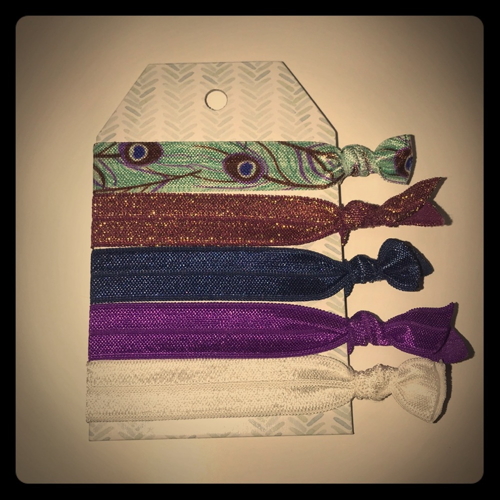 Stocking stuffer - Peacock Hair-tie Gift Tag
